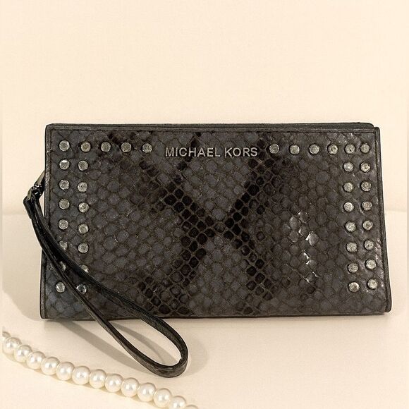 Michael Kors Blue Snakeskin Leather Studded Wristlet Clutch Wallet - Picture 2 of 11